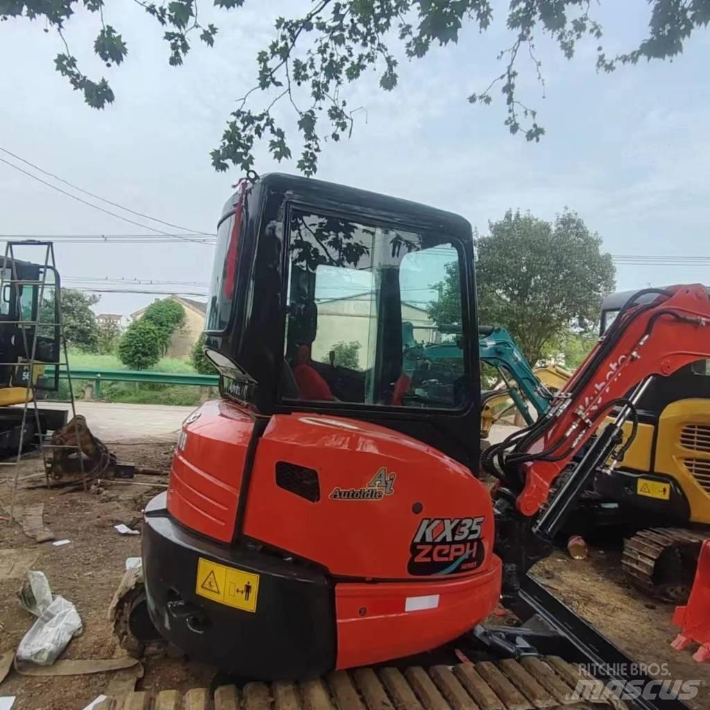 Kubota U 35-5 حفارات صغيرة أقل من 7 طن (حفارات صغيرة)