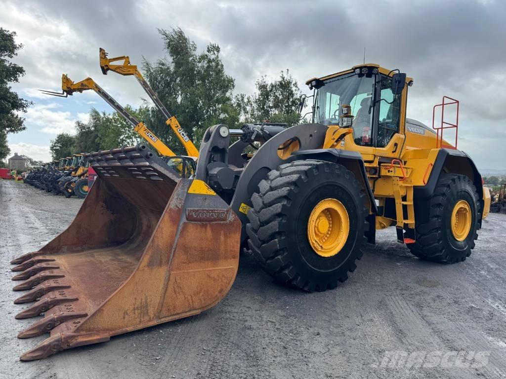 Volvo L 260 H لوادر بعجل