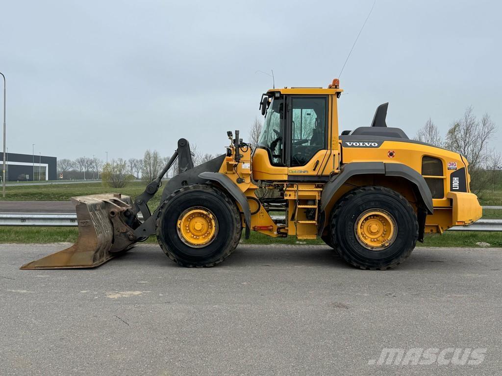 Volvo L110H لوادر بعجل