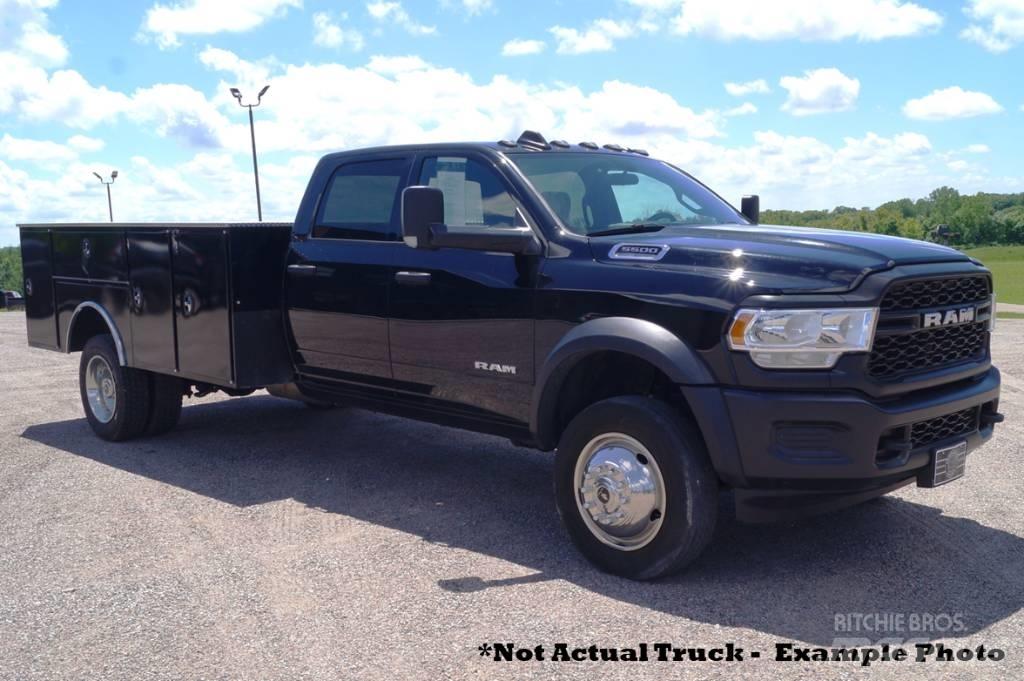 RAM 5500 TRADESMAN شاحنات خفيفة/مفصلية الجوانب