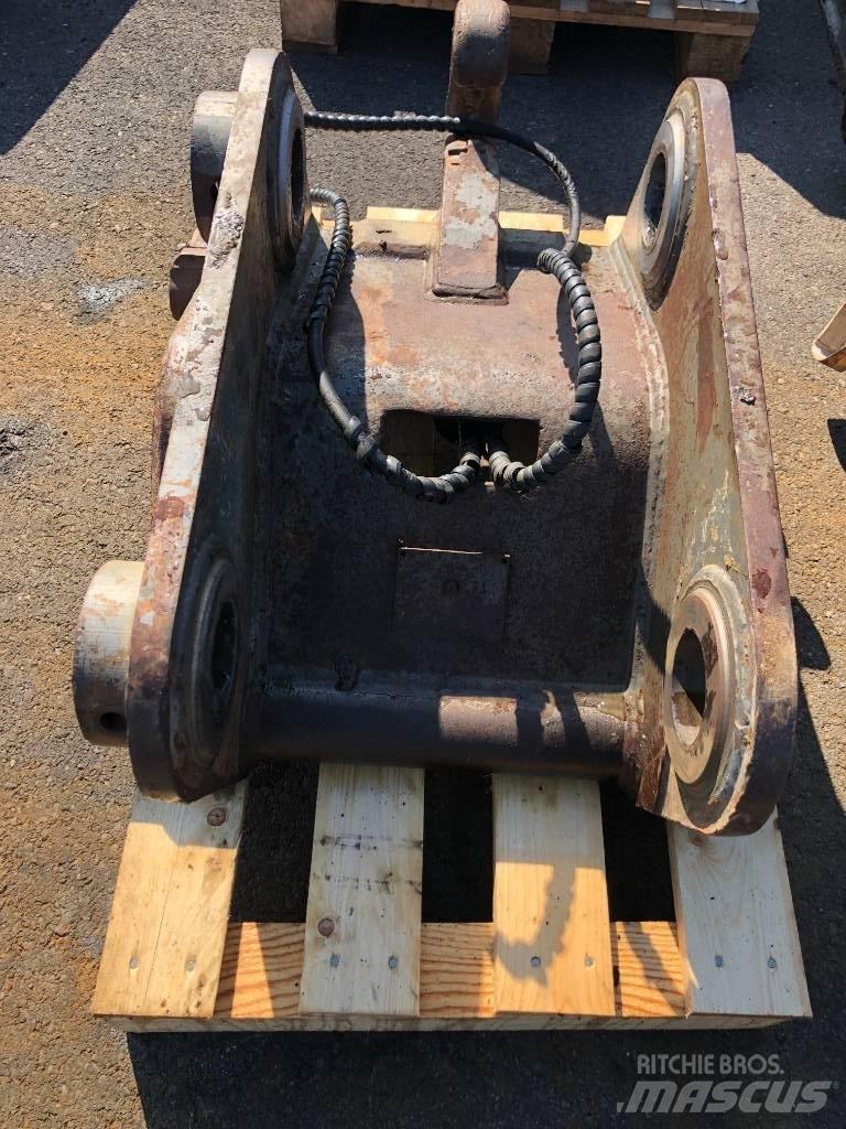 Volvo HCW40 موصلات سريعة