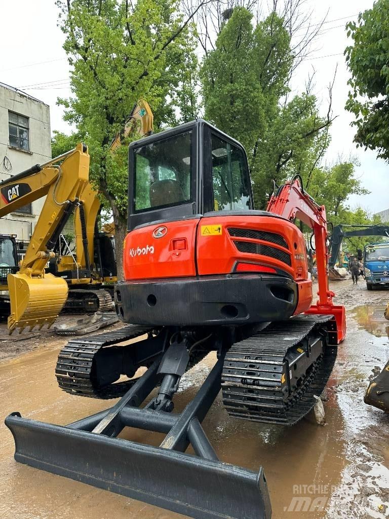 Kubota KX 155 حفارات زحافة