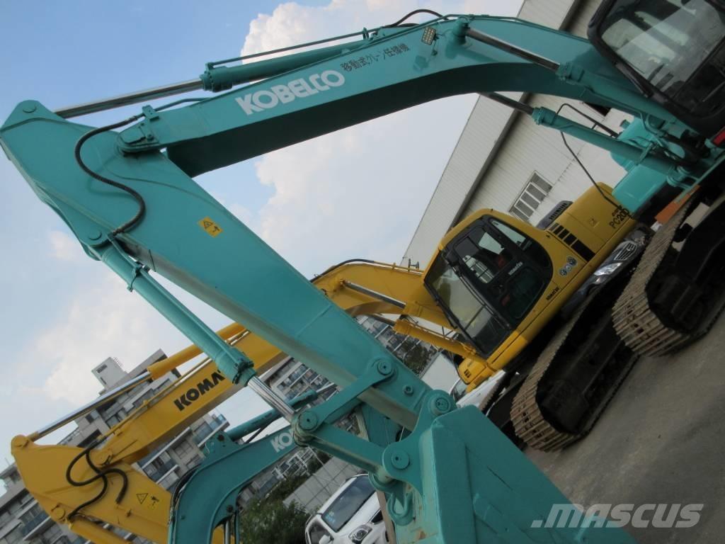 Kobelco SK 200-8 حفارات زحافة