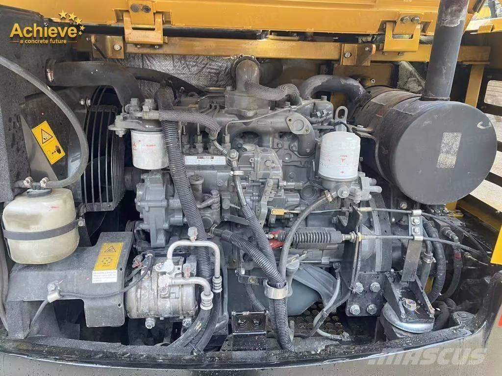 Sany SY 55 C حفارات زحافة