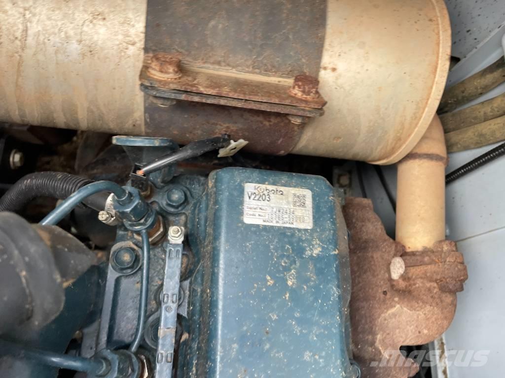 Morooka MST 300 V D عربات نقل قلابة مجنزرة