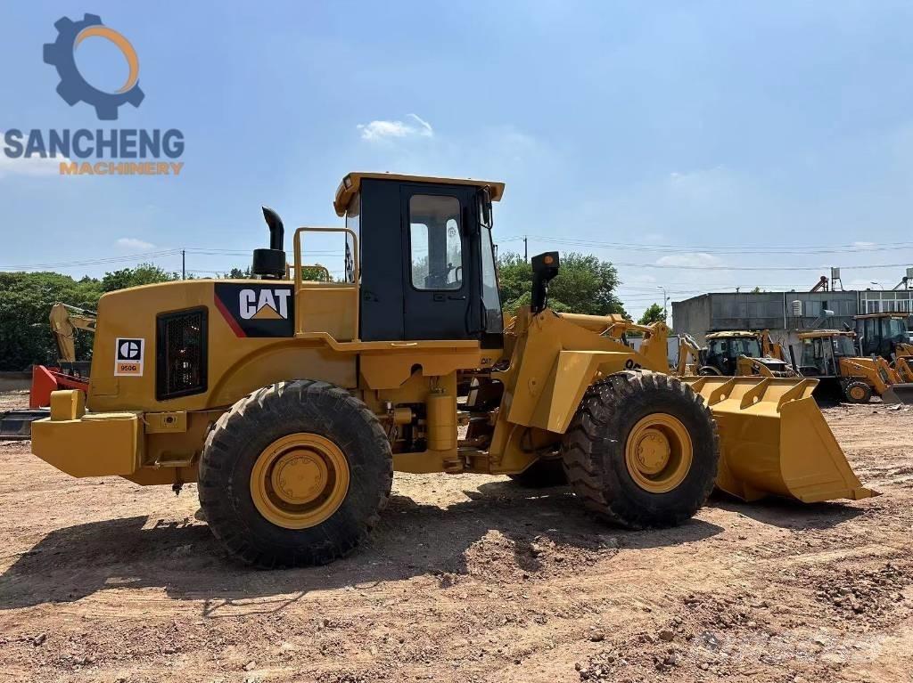 CAT 950 G لوادر بعجل