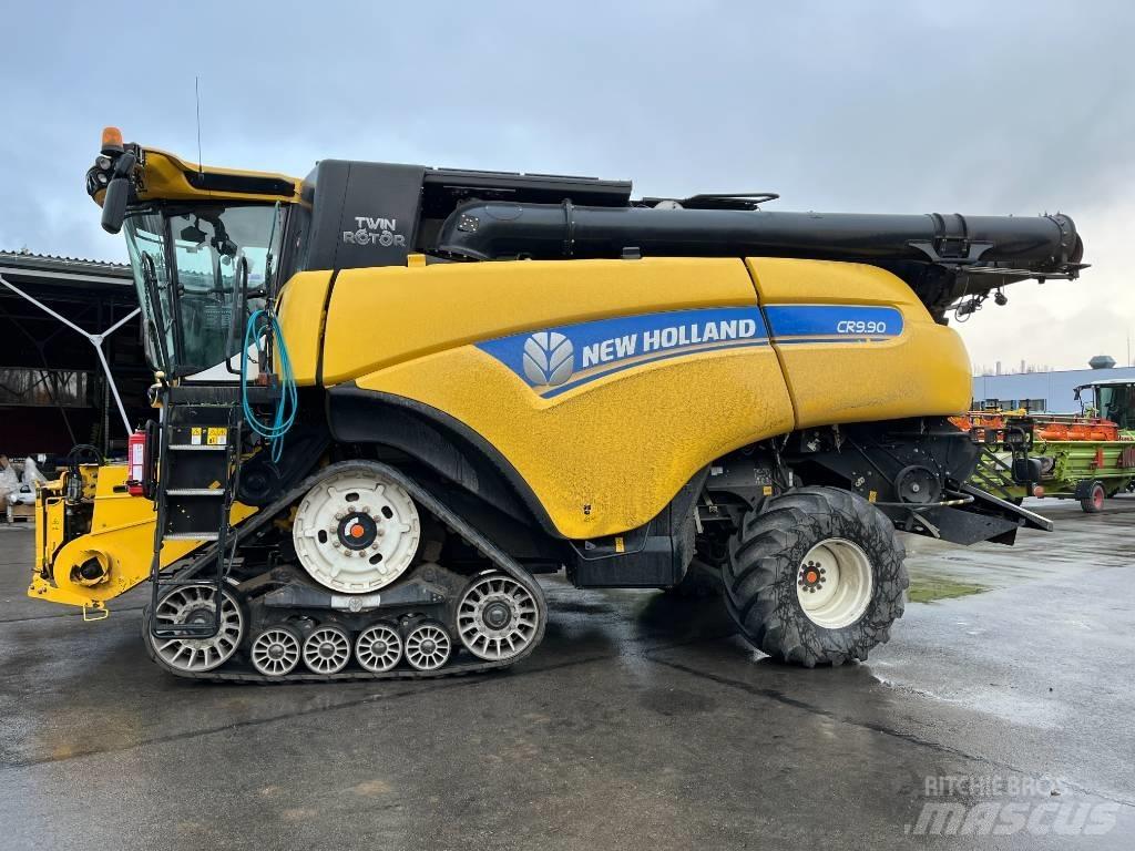 New Holland CR 9.90 حصادات