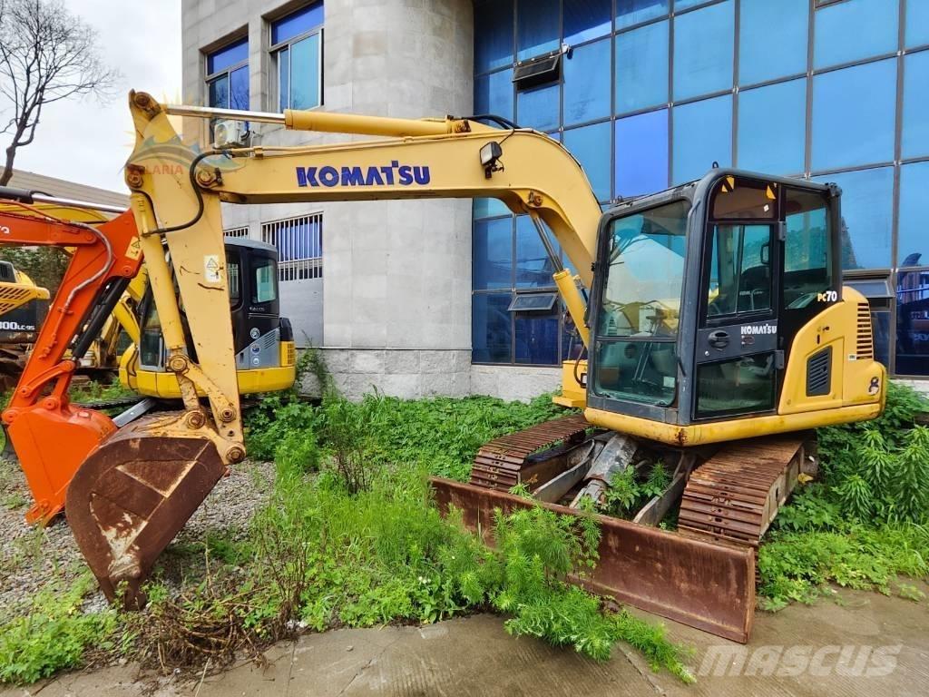 Komatsu PC 70-8 حفارات زحافة