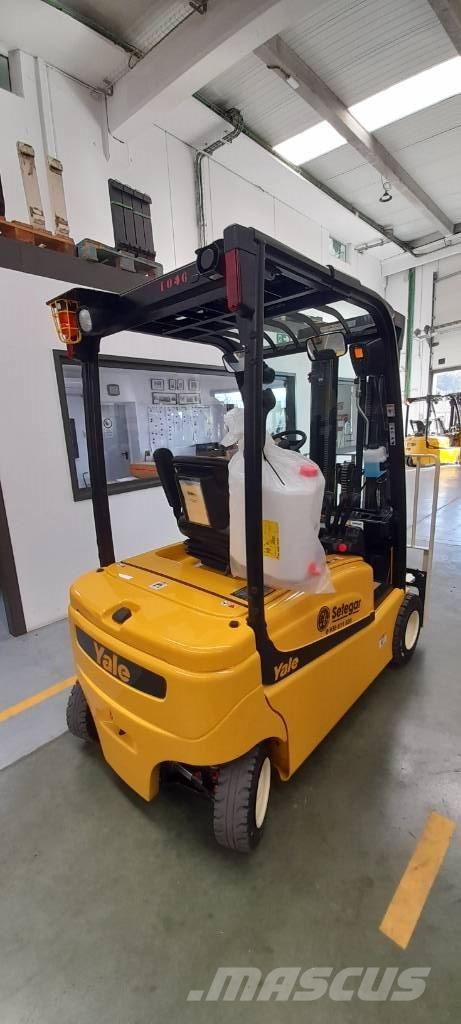 Yale ERP 18 VF LWB شاحنات ذات رافعات شوكية تعمل بالكهرباء
