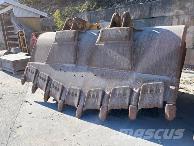 CAT 988 B لوادر بعجل