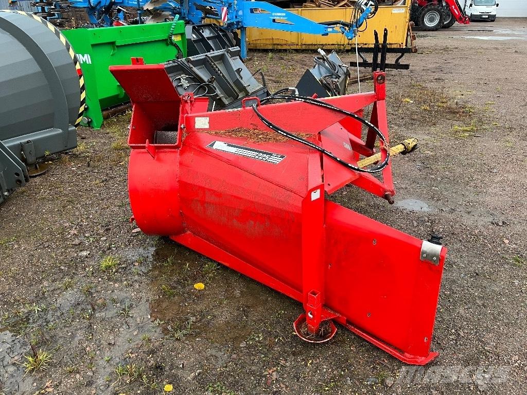 Esko 225 قاذفات الجليد