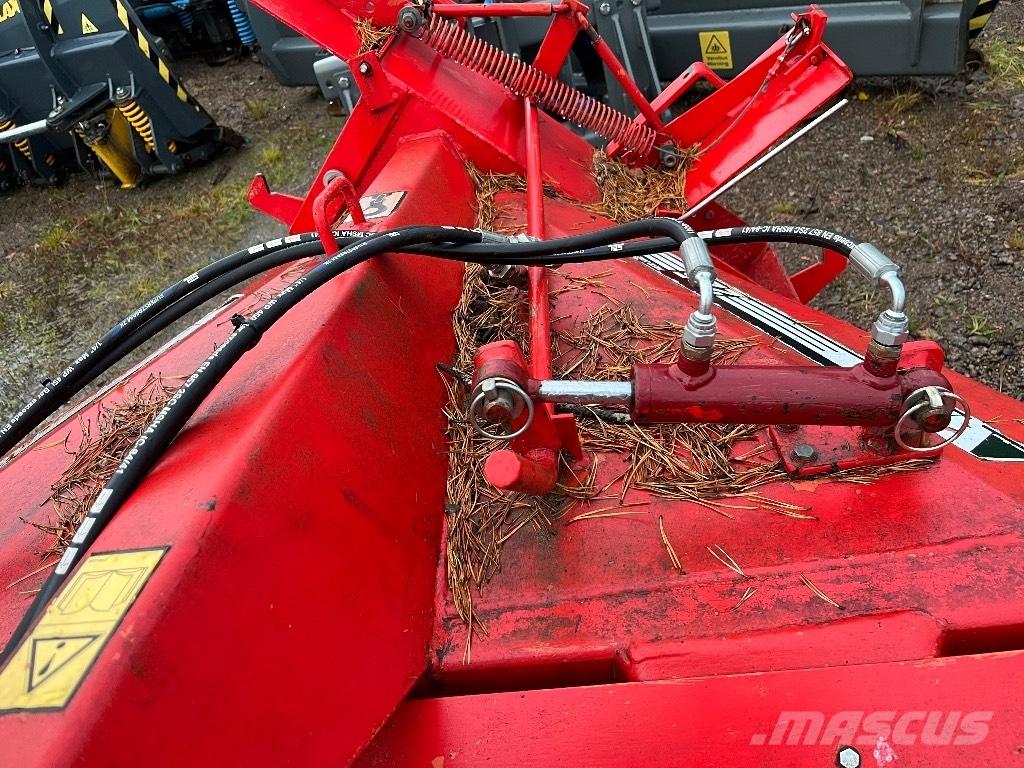 Esko 225 قاذفات الجليد