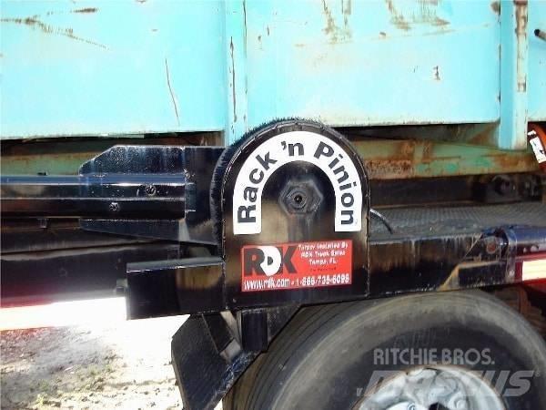 Mack RD 686 S شاحنات المخلفات