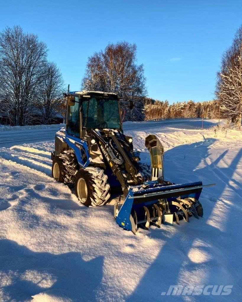 Multione 8.5 S K لوادر متعددة الأغراض