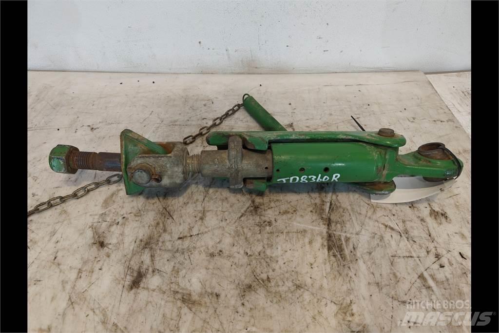 John Deere 8360R ملحقات أخرى للجرارات