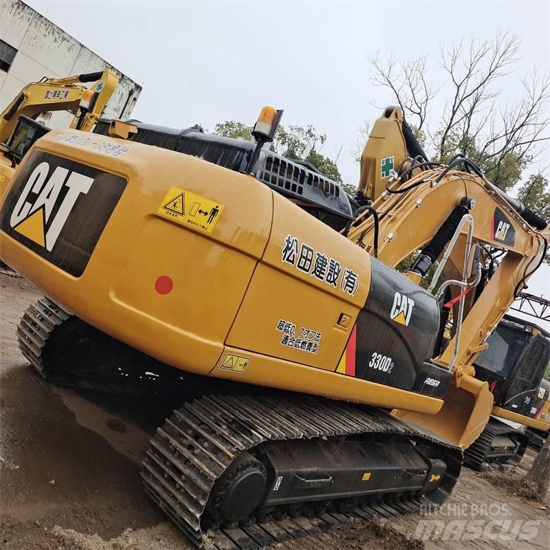CAT 330 D حفارات زحافة