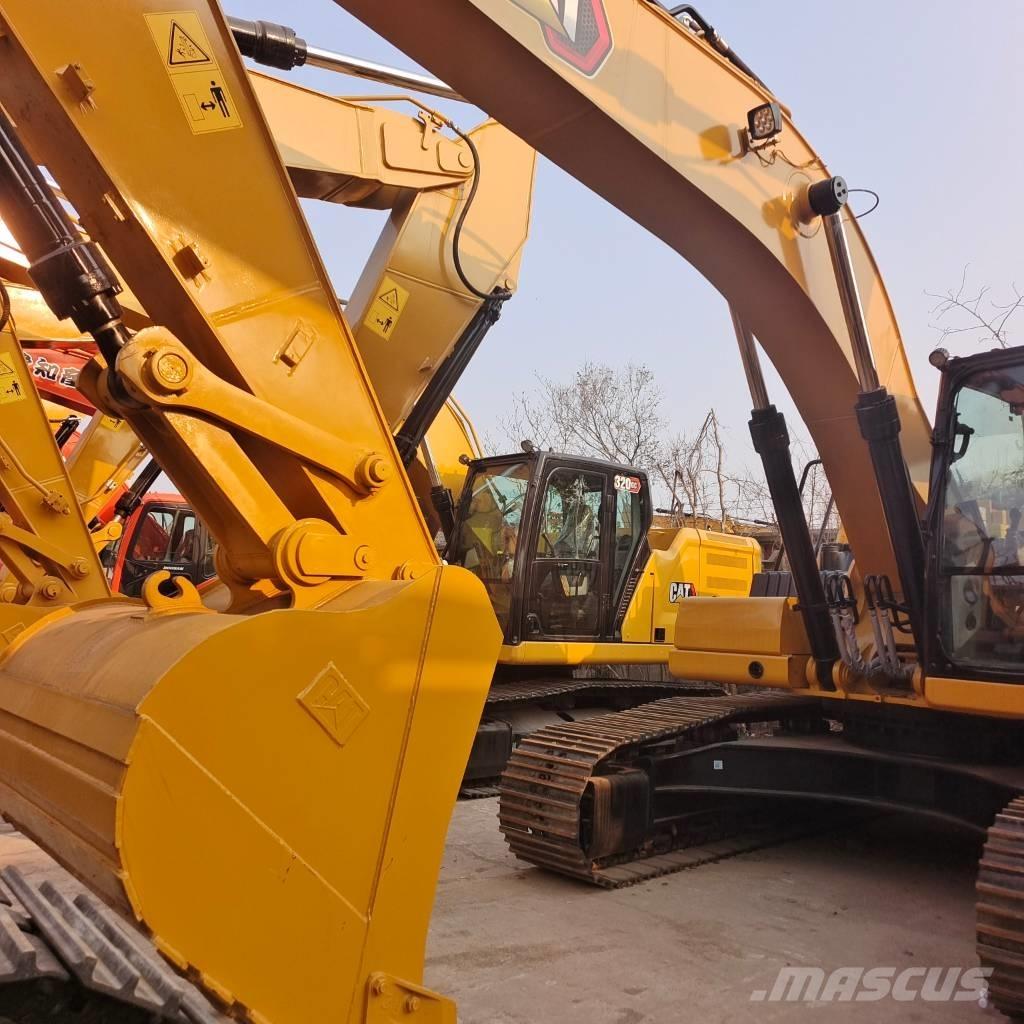 CAT 326 GC حفارات زحافة