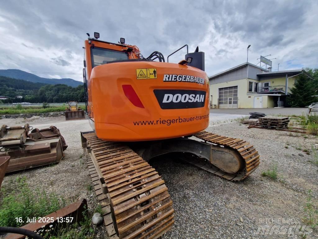 Doosan DX 235 LCR-5 حفارات زحافة