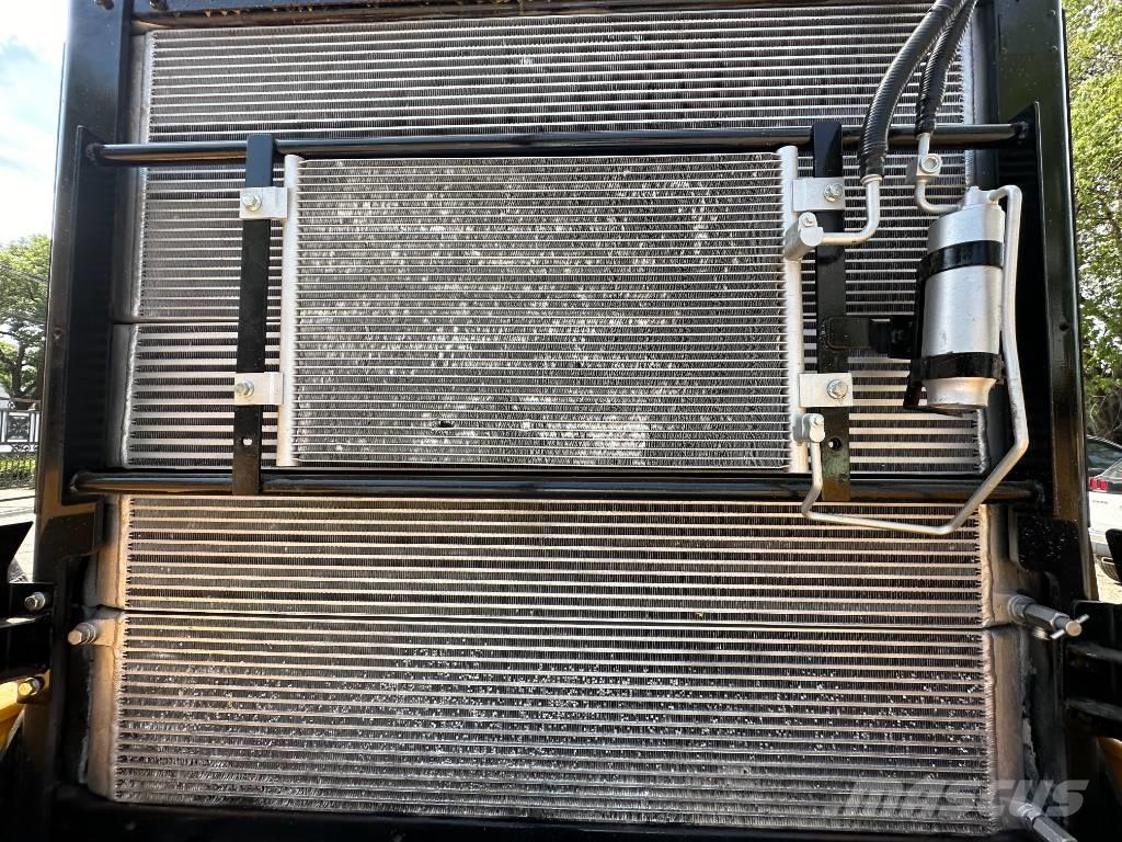 LiuGong 856 H لوادر بعجل