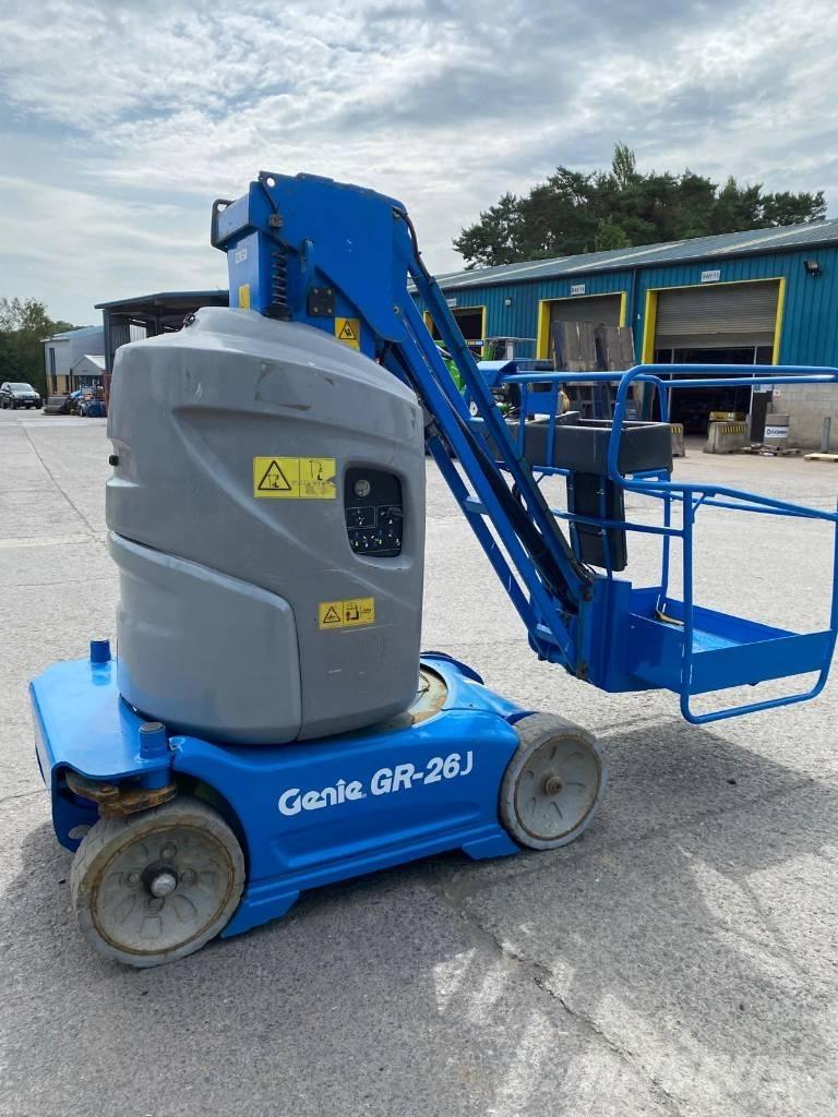 Genie GR 26 J رافعات السارية الرأسية
