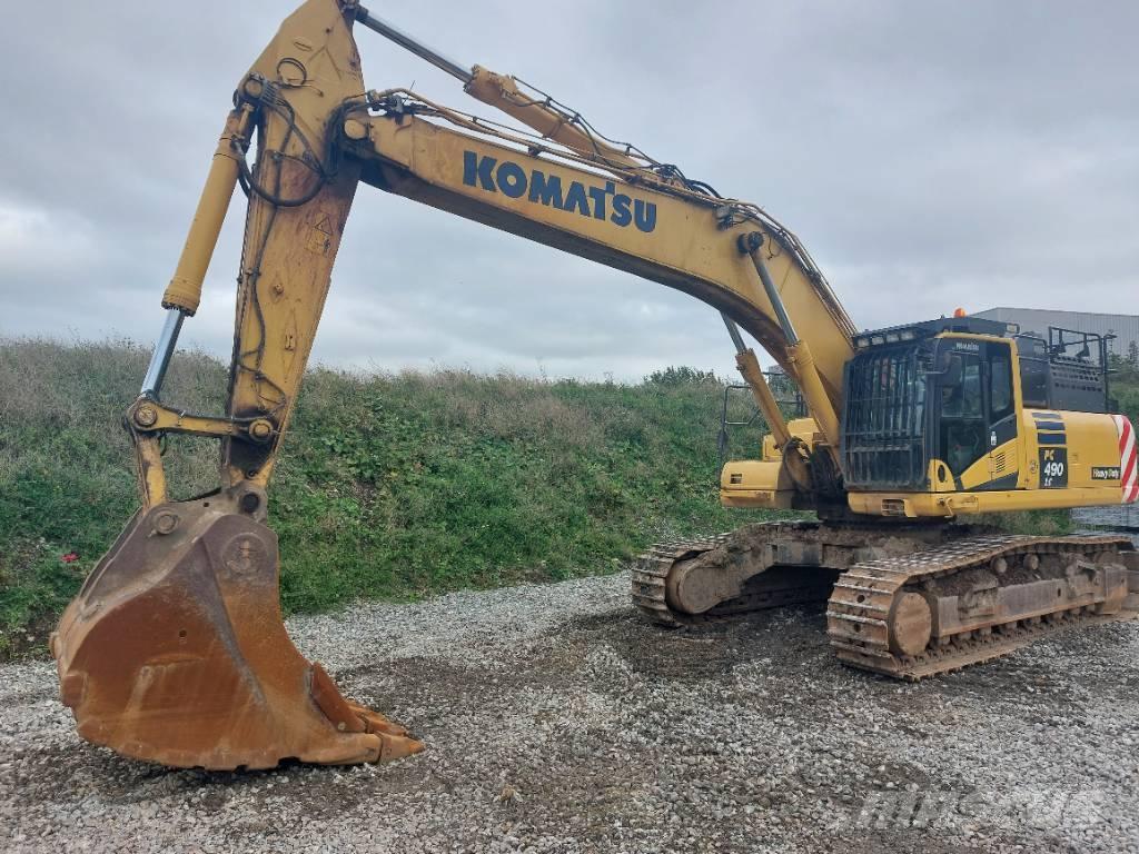 Komatsu PC490LC-11 حفارات زحافة