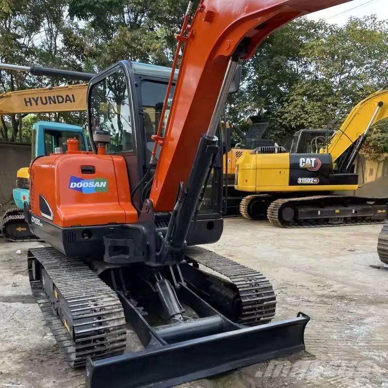 Doosan DX55-9C حفارات صغيرة أقل من 7 طن (حفارات صغيرة)