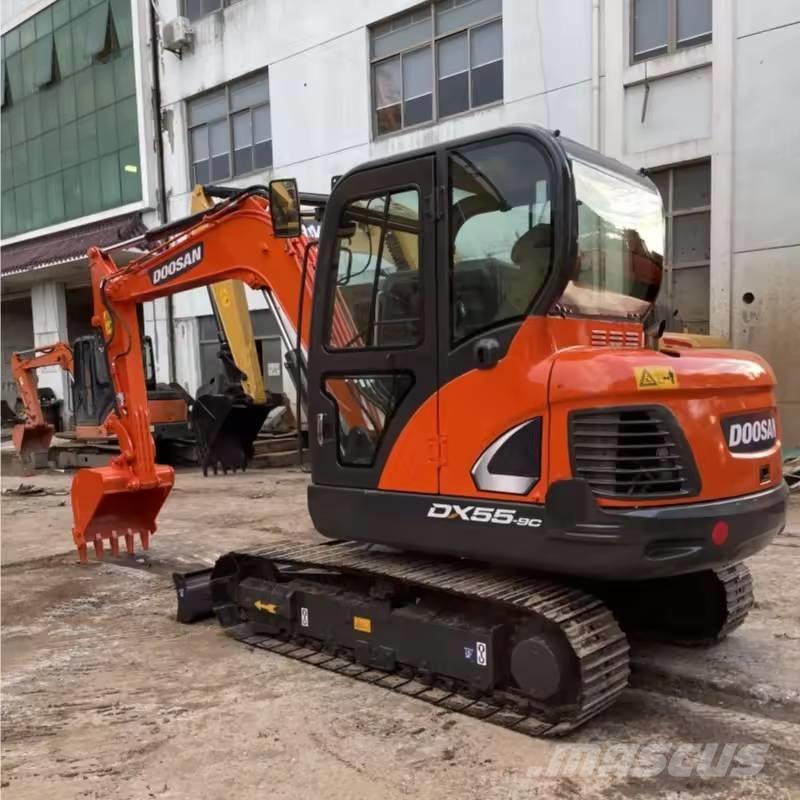 Doosan DX55-9C حفارات صغيرة أقل من 7 طن (حفارات صغيرة)