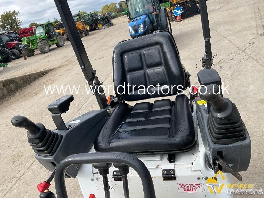 Bobcat E 10 حفارات صغيرة أقل من 7 طن (حفارات صغيرة)