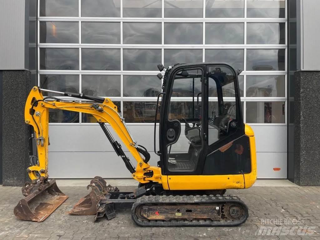 CAT 301.7D حفارات صغيرة أقل من 7 طن (حفارات صغيرة)