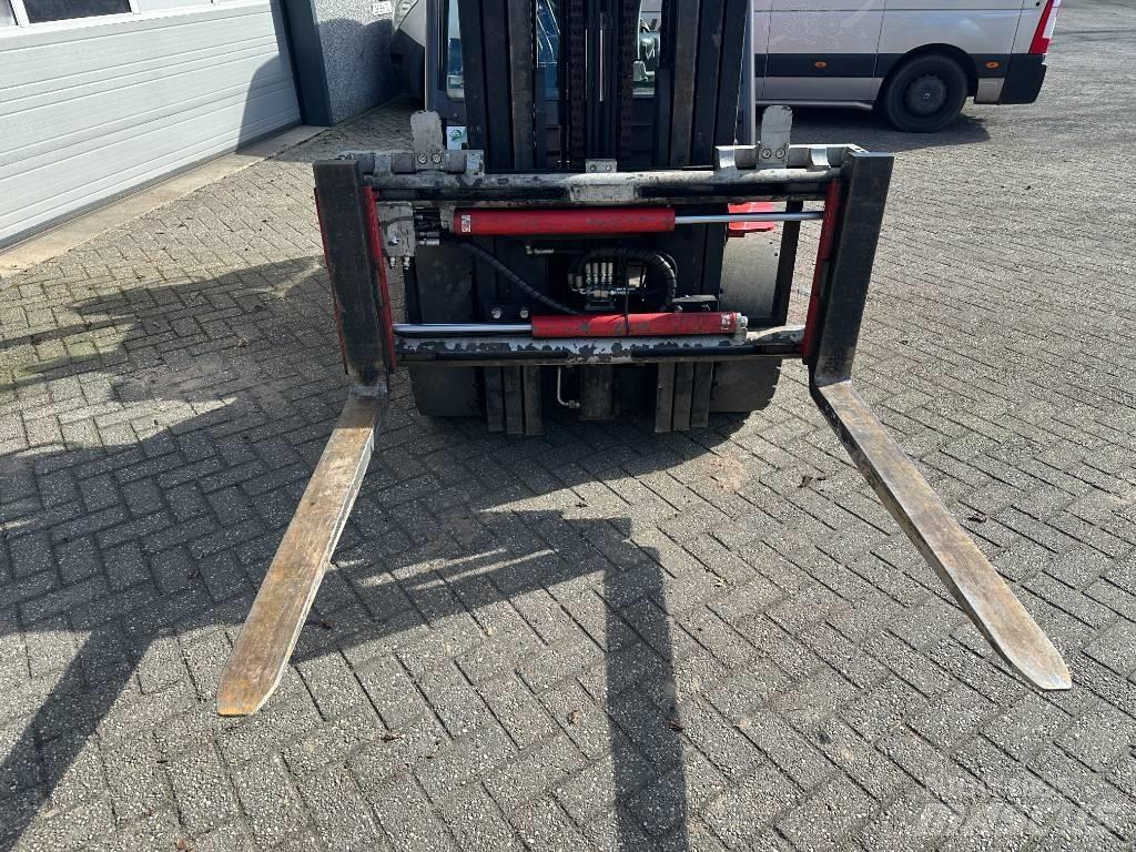Manitou MI 35 G شاحنات LPG