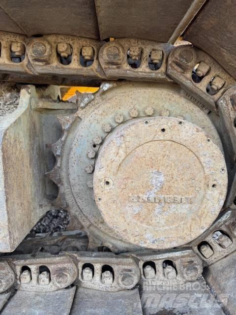 Liebherr 922 حفارات زحافة
