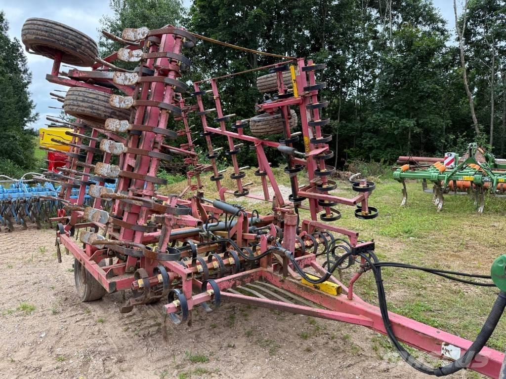 Väderstad NZ600 كاسحات