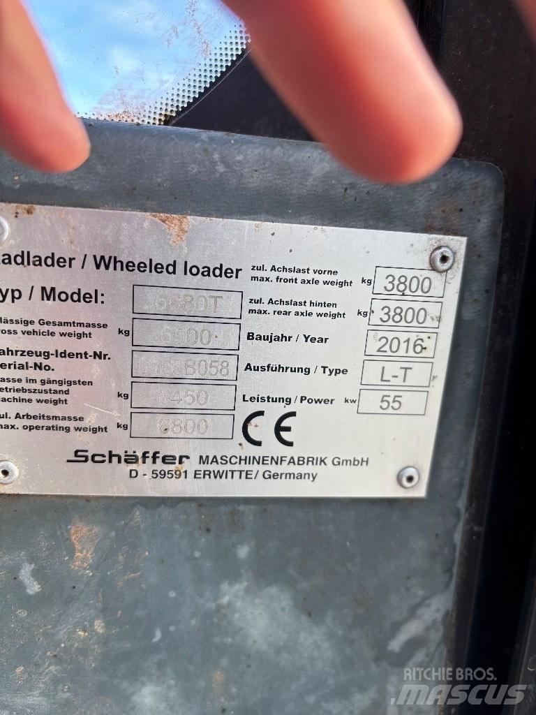 Schäffer 6680 T رافعة تلسكوبية