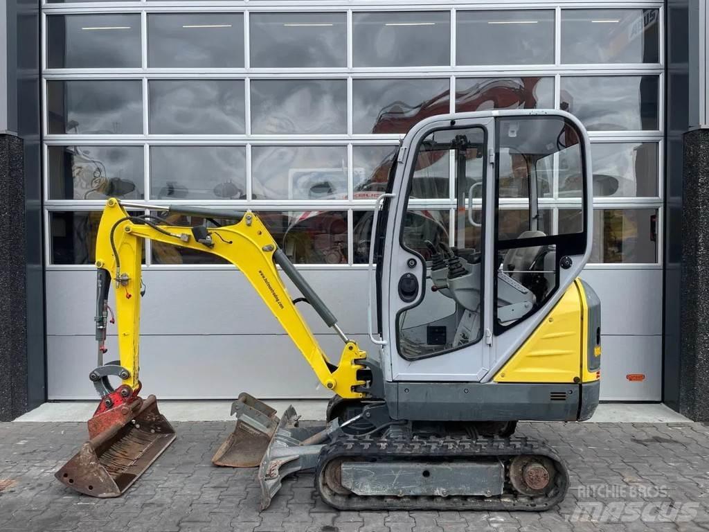Wacker Neuson 1404 حفارات صغيرة أقل من 7 طن (حفارات صغيرة)