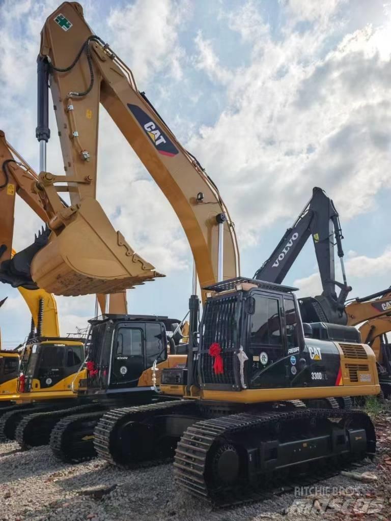 CAT 330D2L حفارات زحافة