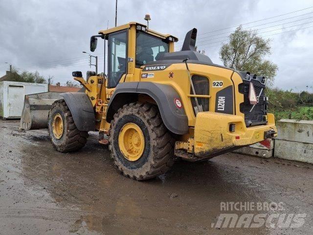 Volvo L 120 H لوادر بعجل