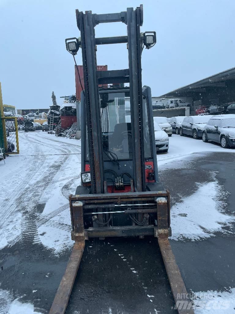 Linde H 30 D شاحنات الديزل