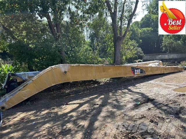 CAT 320 C الحفارات البرمائية