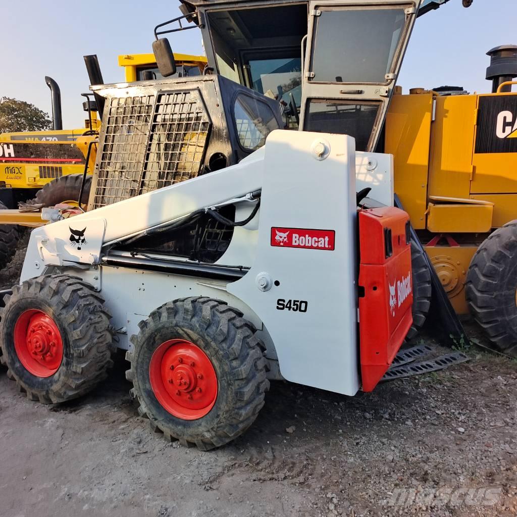 Bobcat S 450 لوادر انزلاقية التوجيه