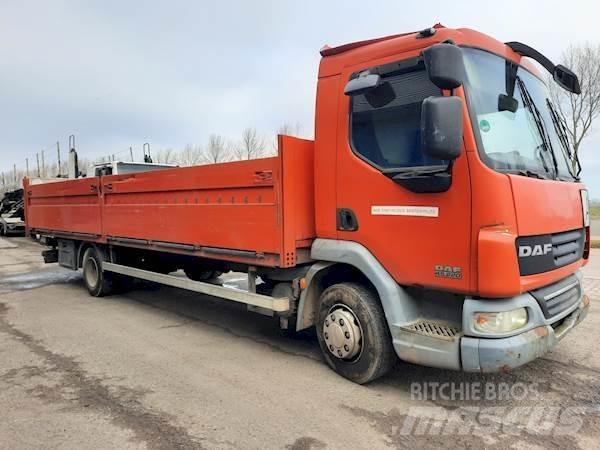 DAF LF45.220 شاحنات مسطحة/مفصلية الجوانب