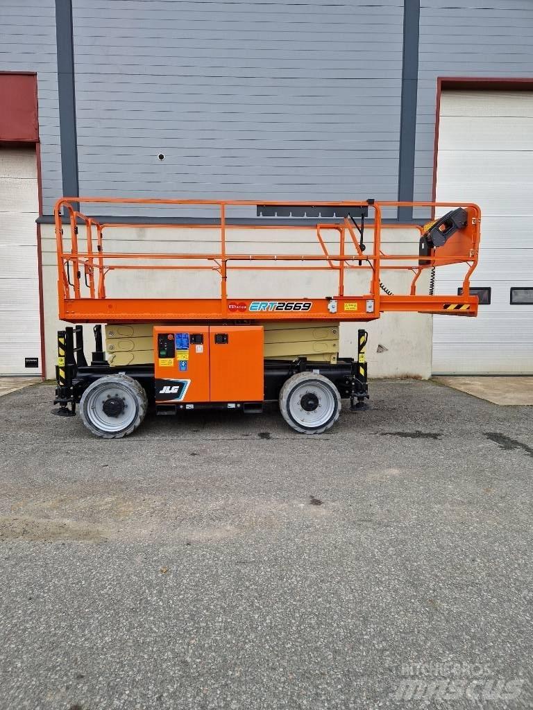 JLG ERT2669 رافعات مقصية الشكل