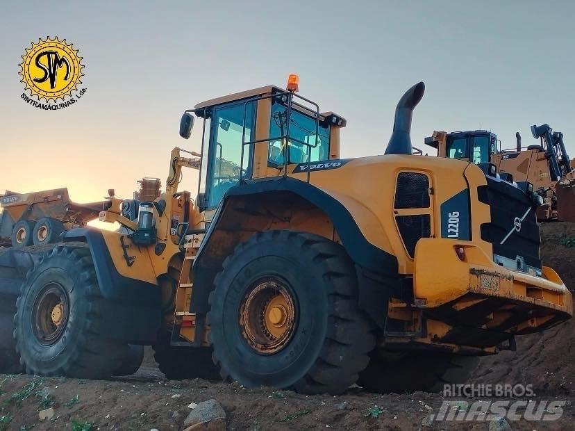 Volvo L 220 G لوادر بعجل