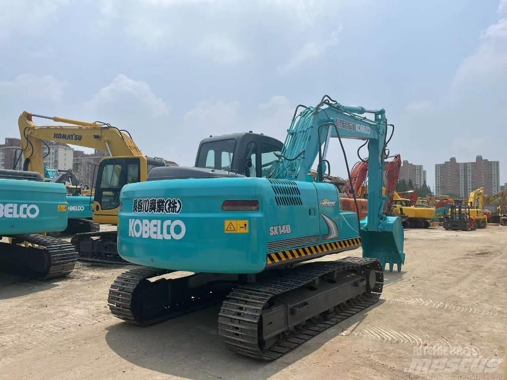 Kobelco sk140-8 حفارات زحافة