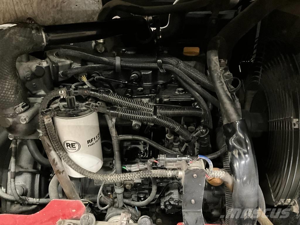 Takeuchi TB 285 حفارات وسط 7 طن - 12 طن