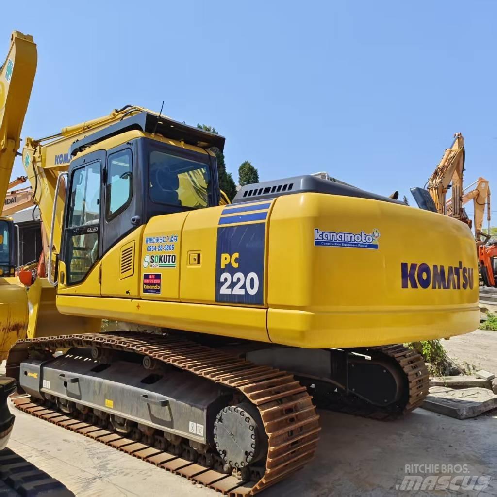 Komatsu PC 220 حفارات زحافة