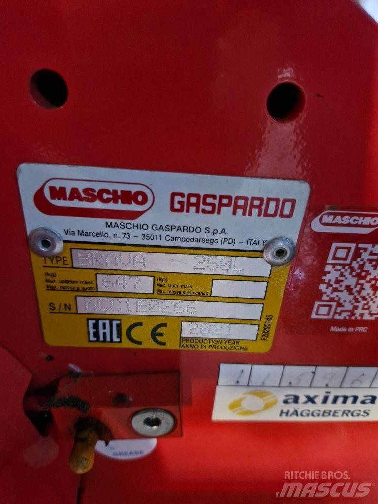 Maschio NY l250 جزازات وأغطية المراعي