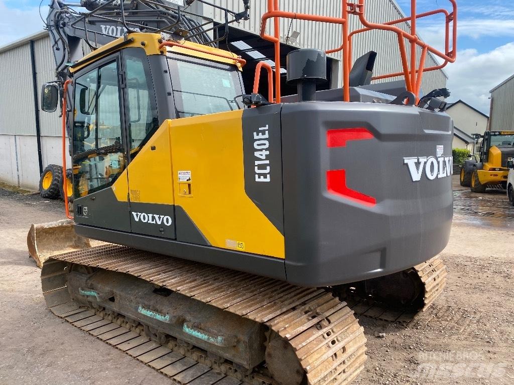 Volvo EC 140 EL حفارات زحافة