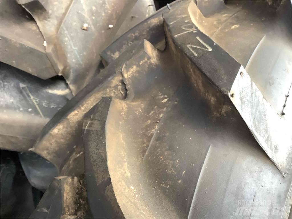 Pirelli 9.5 R20 ماكينات زراعية أخرى