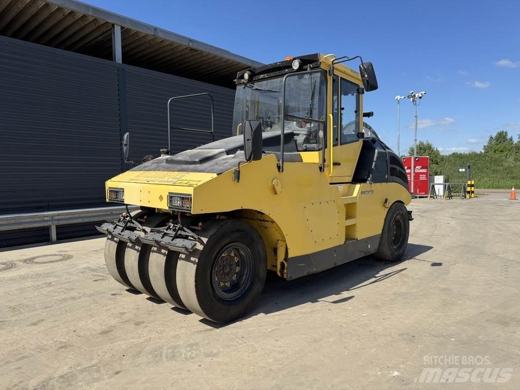 Bomag BW 25 RH مداحل ذات إطارات هوائية