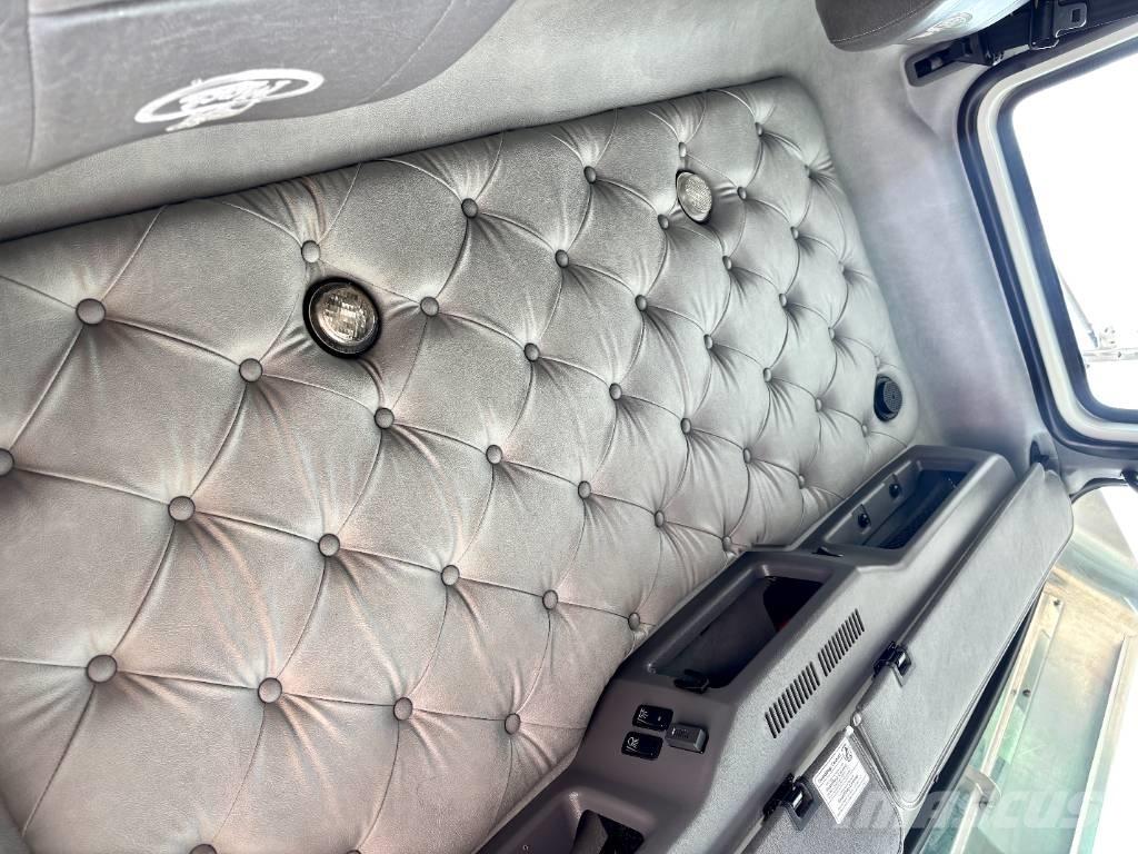 Mack GU713 وحدات الجر